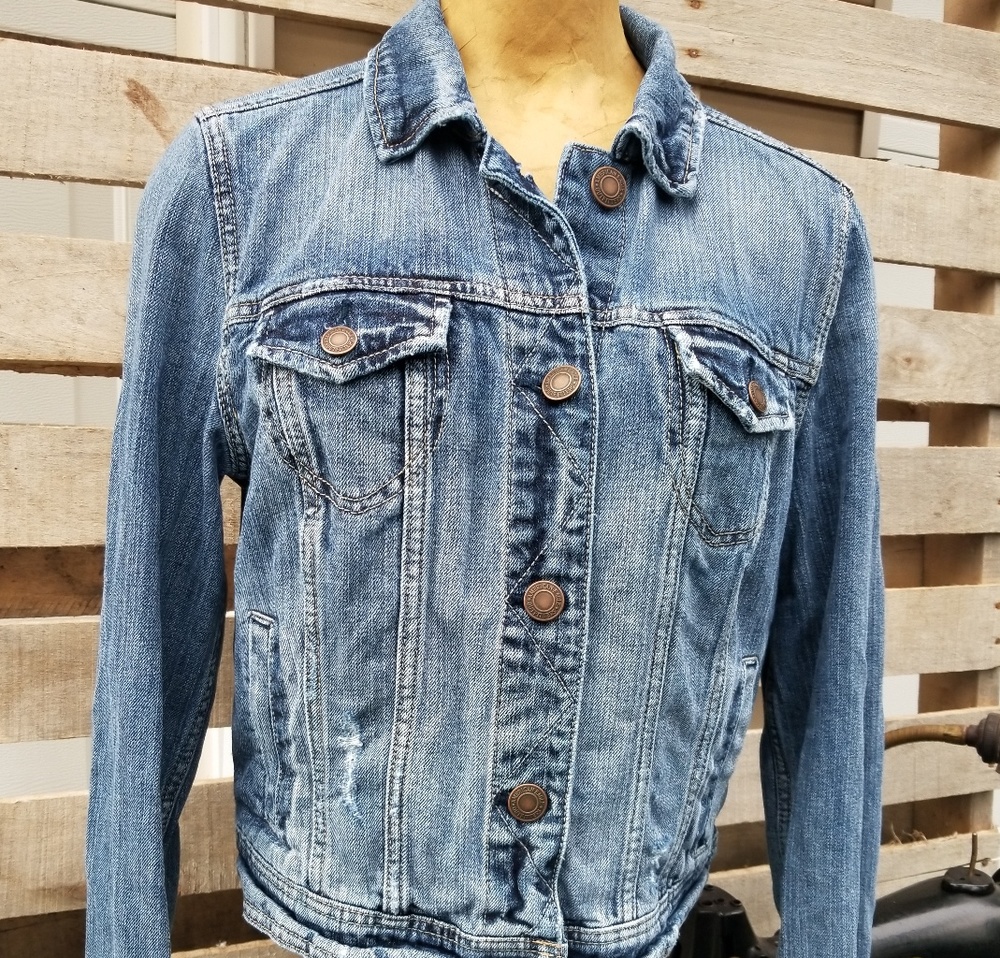 American Eagle denim jean jacket
